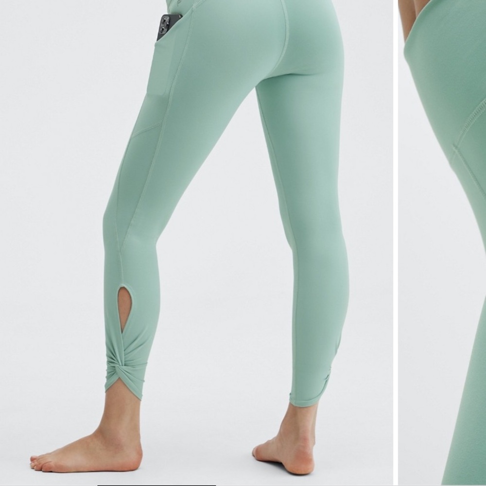 Fabletics oasis high wasted twist 7/8 leggings